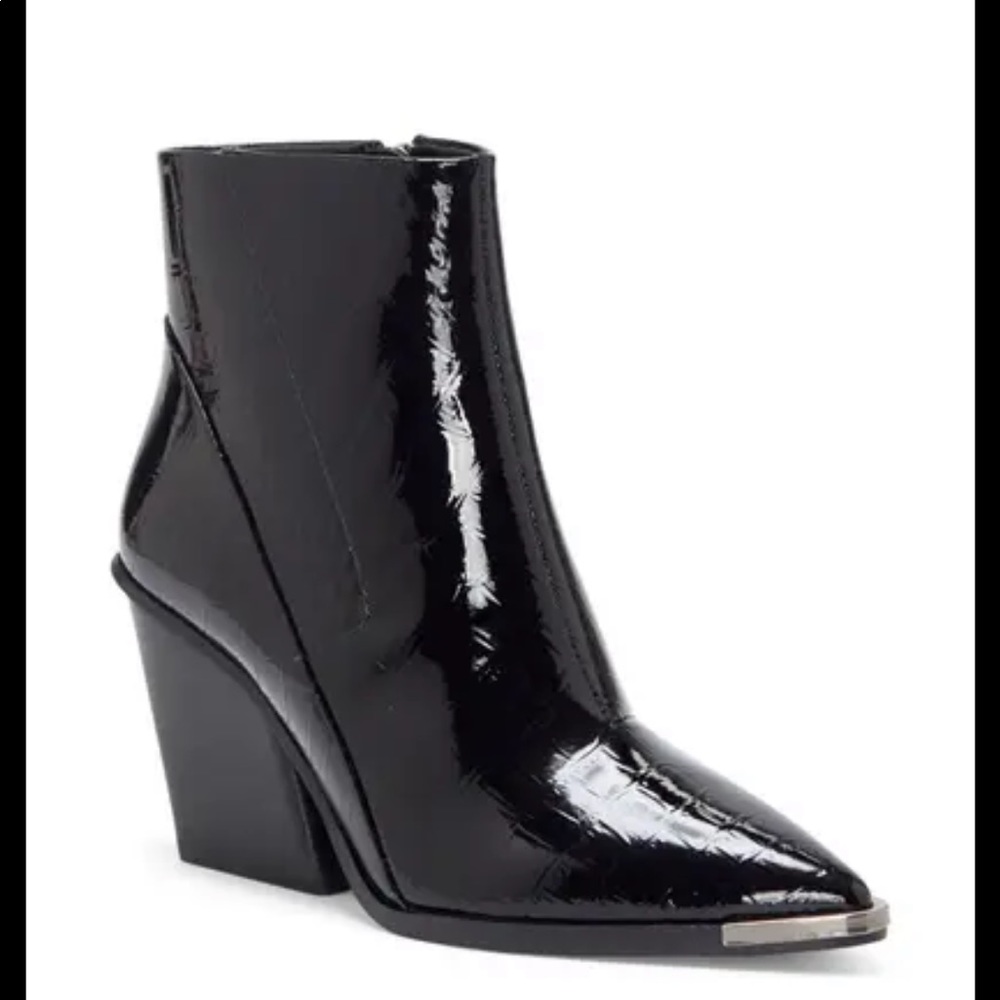 VINCE CAMUTO Anika Ankle Boots Size 7.5